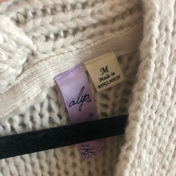 Knit sweater - Picture 3 of 5